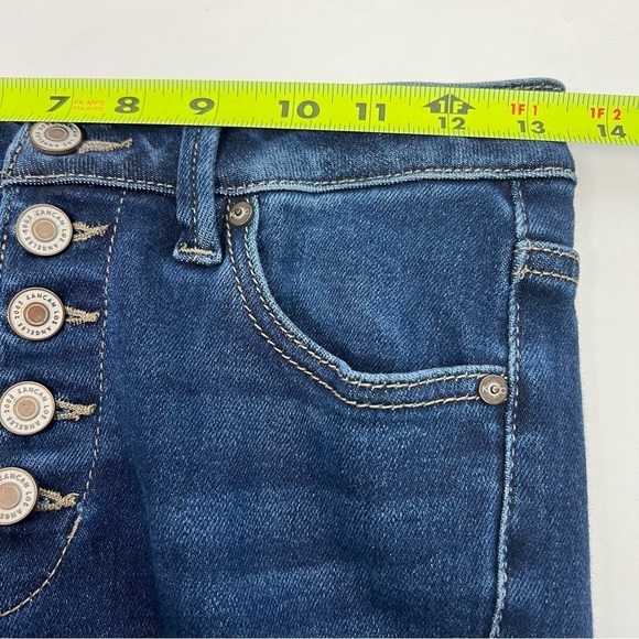KanCan Jr Women’s Blue Jeans Sz 7/27 Button Fly  Stretch Distress/Ripped/Torn - Picture 8 of 12